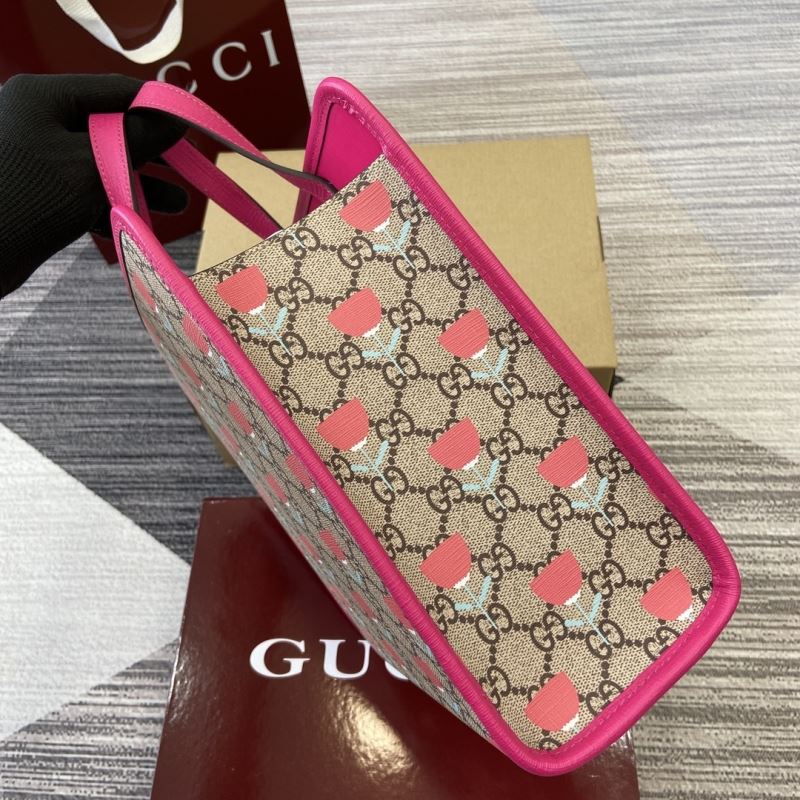 Gvc*1 tote bags